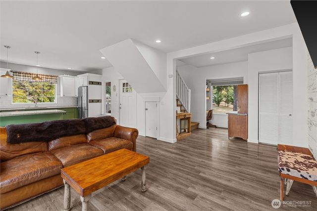 23610 94th Ave E, Graham, WA 98338