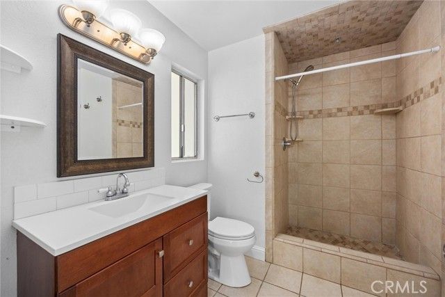 3812 Curry, Bakersfield, CA 93309