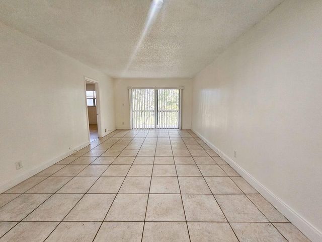 8000 Fairview Drive 309, Tamarac, FL 33321