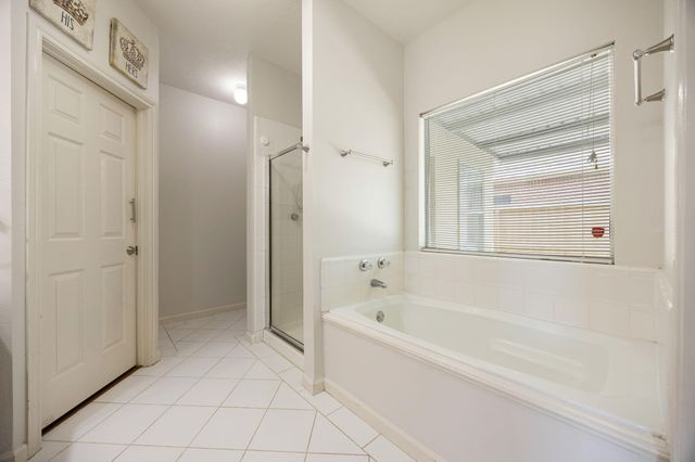 10215 Hedge Way Drive, Houston, TX 77065