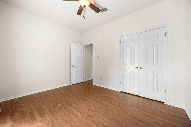 10215 Hedge Way Drive, Houston, TX 77065