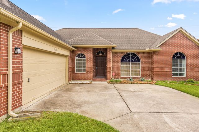 10215 Hedge Way Drive, Houston, TX 77065