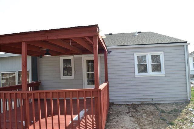 1312 S Pearl Street, Independence, MO 64055