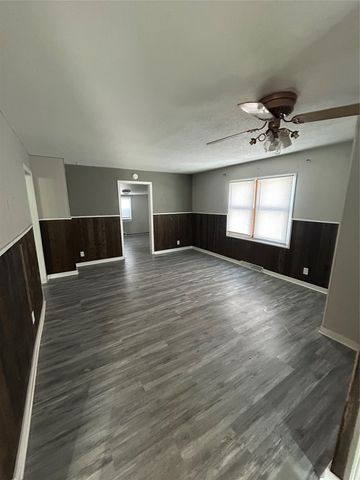 35 5th Avenue NE, Titonka, IA 50480