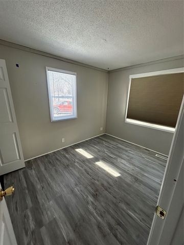 35 5th Avenue NE, Titonka, IA 50480