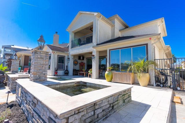 716 Pegasus Lane, League City, TX 77573