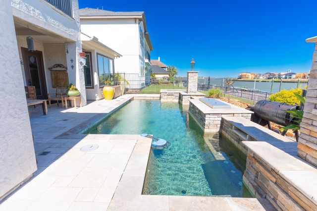 716 Pegasus Lane, League City, TX 77573