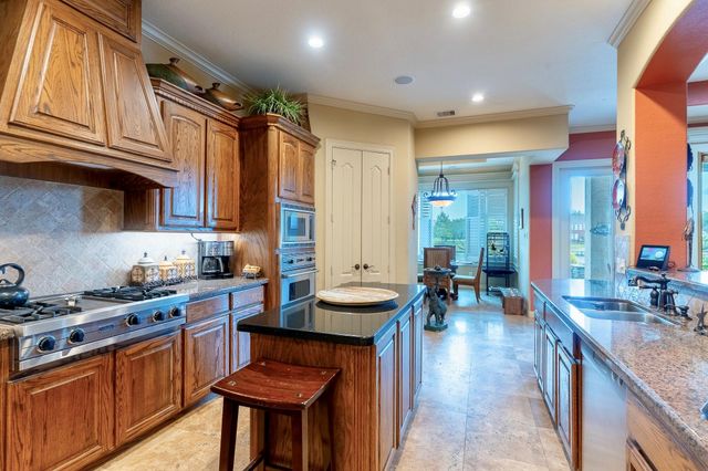 716 Pegasus Lane, League City, TX 77573