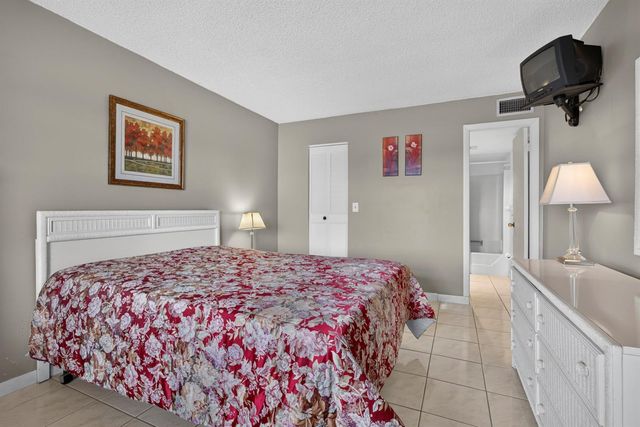 355 Lake Frances Drive, West Palm Beach, FL 33411