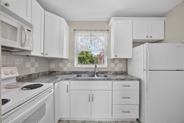 355 Lake Frances Drive, West Palm Beach, FL 33411