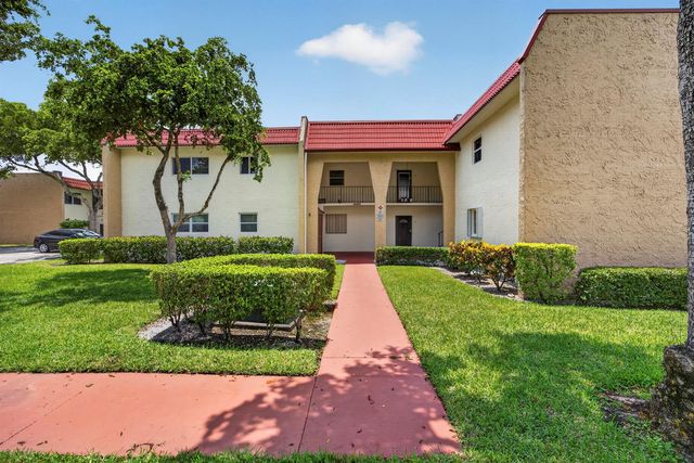 355 Lake Frances Drive, West Palm Beach, FL 33411