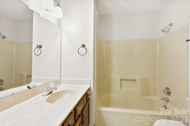 48 Ravencroft Lane F48, Asheville, NC 28803