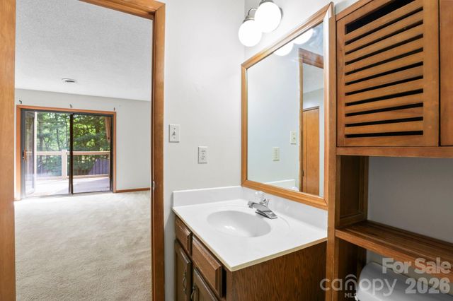 48 Ravencroft Lane F48, Asheville, NC 28803