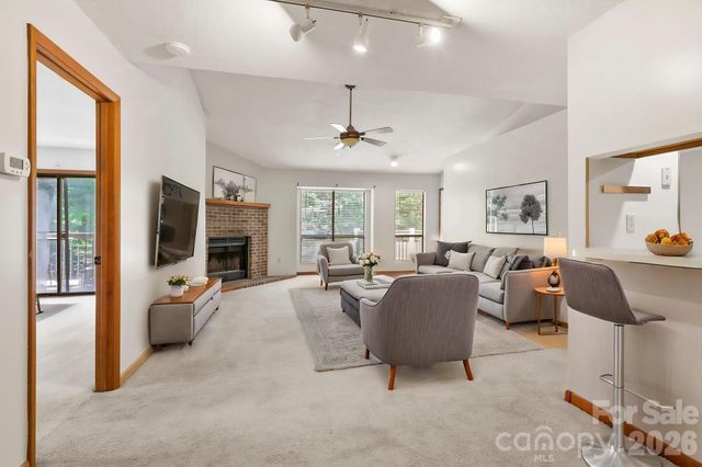 48 Ravencroft Lane F48, Asheville, NC 28803