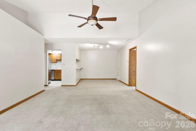 48 Ravencroft Lane F48, Asheville, NC 28803