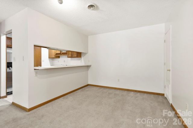48 Ravencroft Lane F48, Asheville, NC 28803