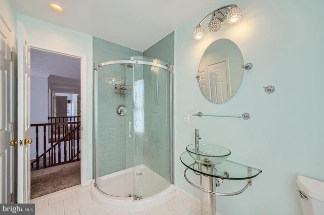 8 SAPPHIRE HILL CT, Baltimore, MD 21209