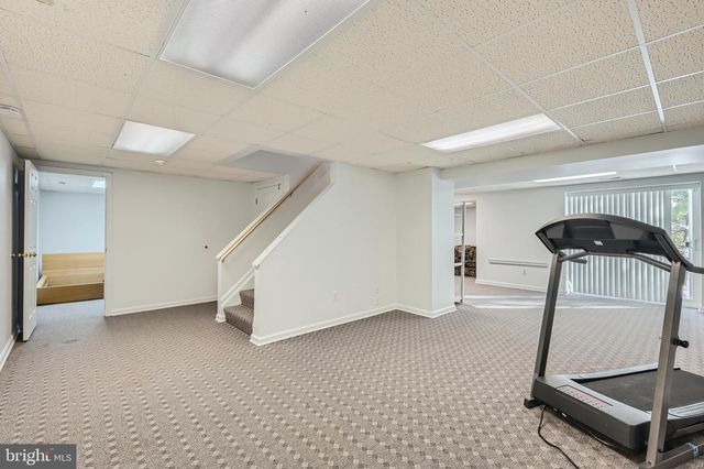 8 SAPPHIRE HILL CT, Baltimore, MD 21209