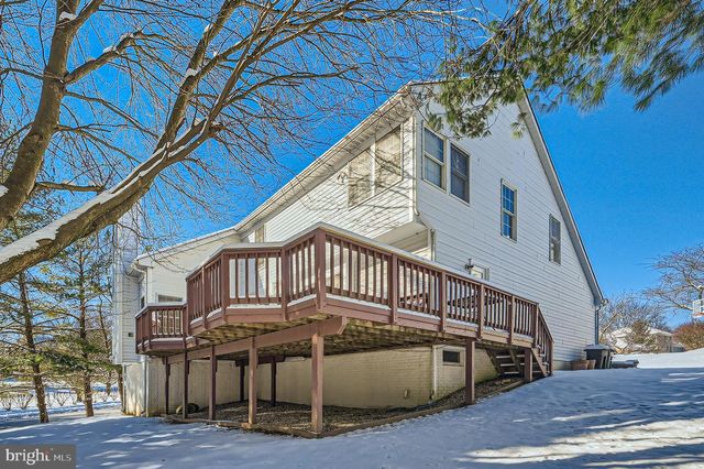 8 SAPPHIRE HILL CT, Baltimore, MD 21209
