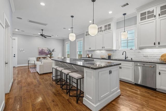 509 E 26th Street, Houston, TX 77008
