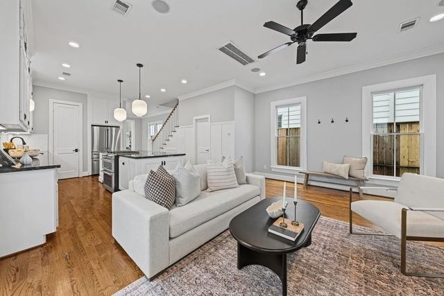 509 E 26th Street, Houston, TX 77008