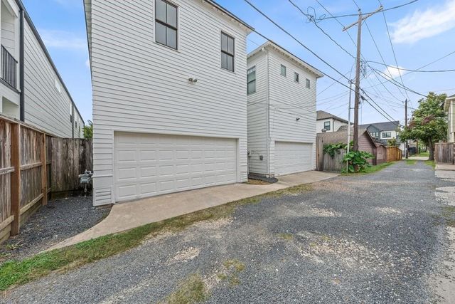 509 E 26th Street, Houston, TX 77008