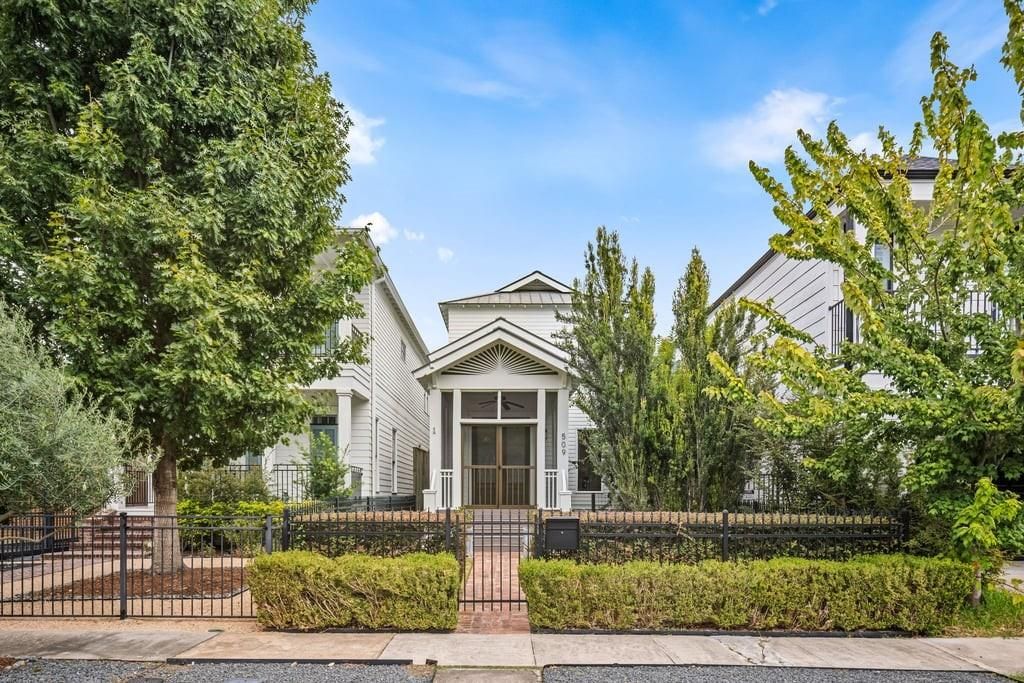 509 E 26th Street, Houston, TX 77008