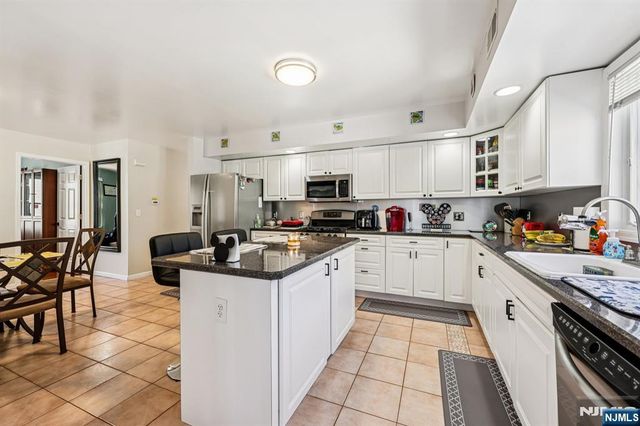 364 Broad Street, Carlstadt, NJ 07072