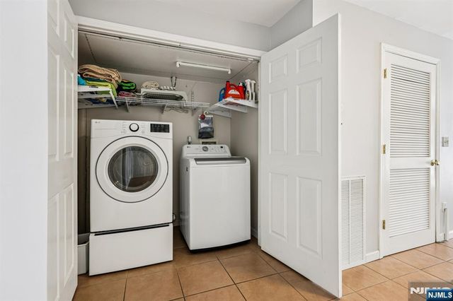 364 Broad Street, Carlstadt, NJ 07072