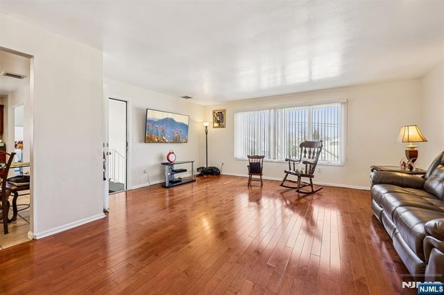 364 Broad Street, Carlstadt, NJ 07072