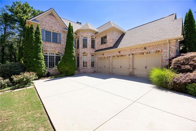 3066 Haynes Trail, Alpharetta, GA 30022