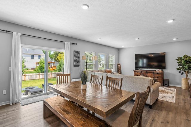 284 Shady Hollow Drive, Commercial Point, OH 43116