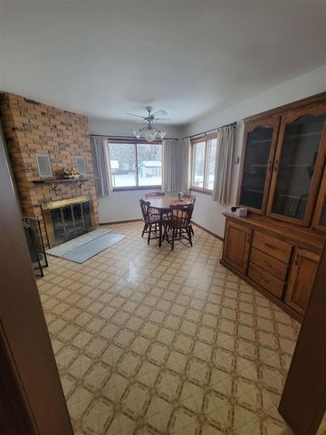 2288 W Giles Road, Muskegon, MI 49445