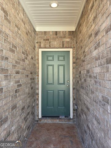 229 Swan Lake Road, Stockbridge, GA 30281