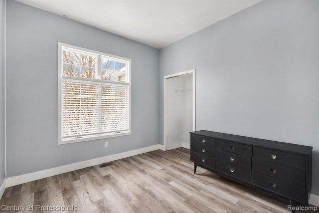 132 Florence Street, Lake Orion, MI 48362