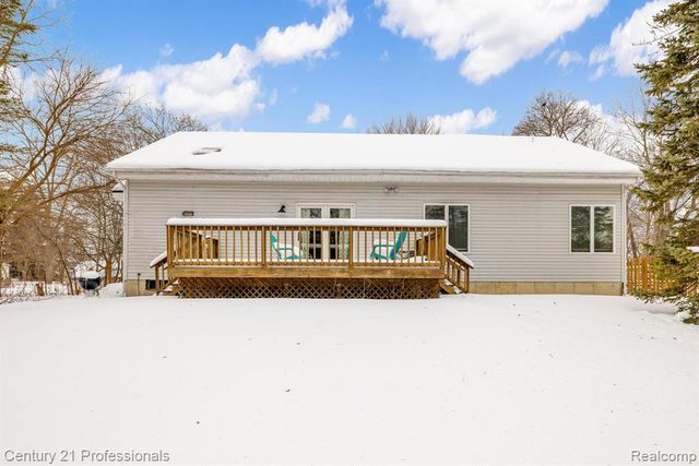 132 Florence Street, Lake Orion, MI 48362