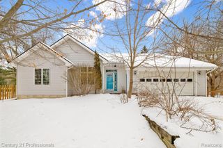 132 Florence Street, Lake Orion, MI 48362