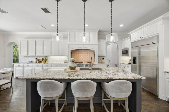 3812 Shady Creek Court, Frisco, TX 75033