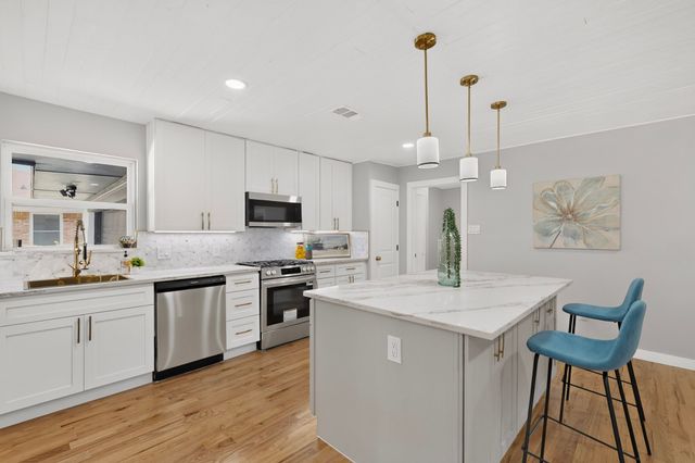 811 Tarryall Drive, Dallas, TX 75224