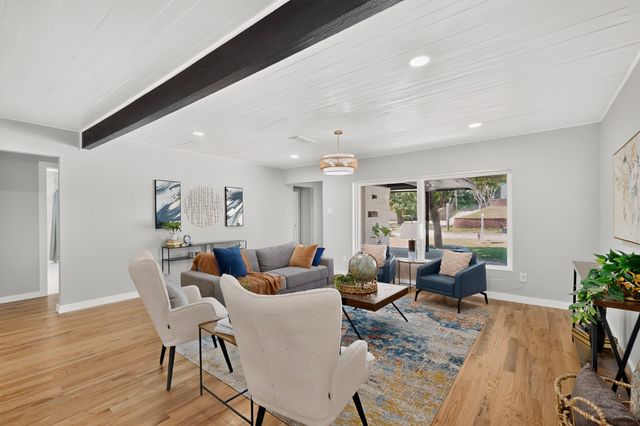 811 Tarryall Drive, Dallas, TX 75224
