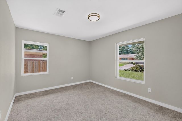 811 Tarryall Drive, Dallas, TX 75224
