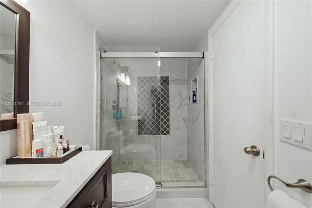 441 SE 3rd Street 207, Dania Beach, FL 33004