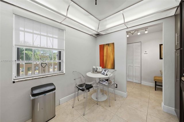441 SE 3rd Street 207, Dania Beach, FL 33004