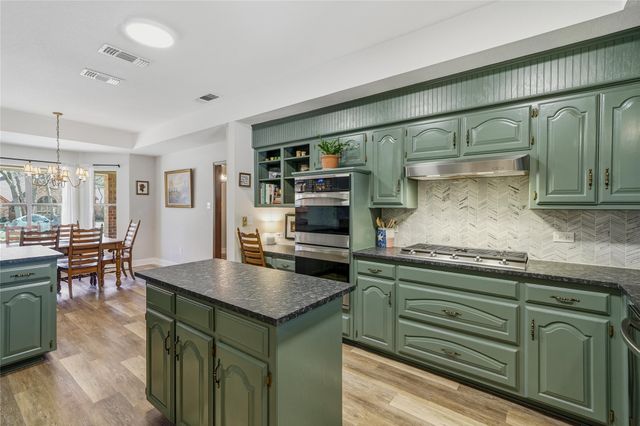 1120 Oak Bend Lane, Keller, TX 76248