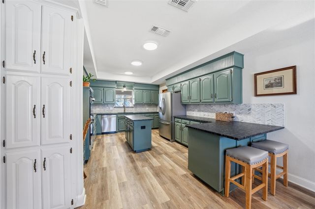 1120 Oak Bend Lane, Keller, TX 76248