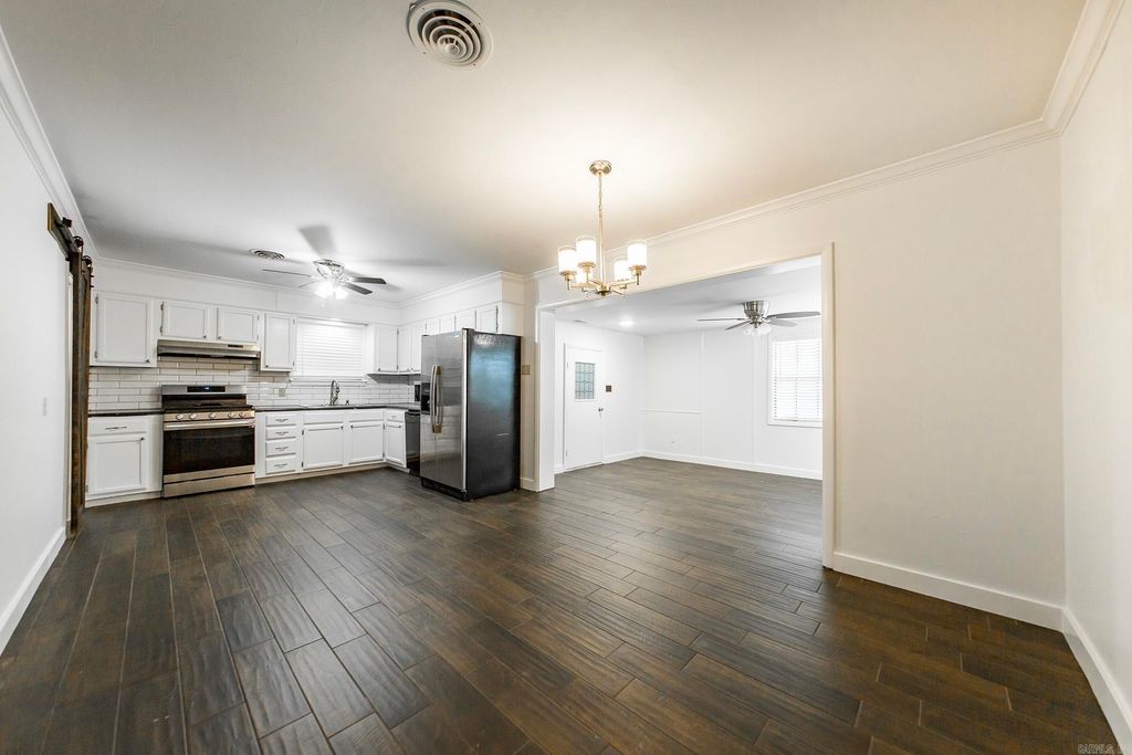 1311 Lee Street, Jacksonville, AR 72076