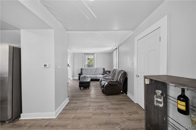 209 Hazelhurst Avenue, Syracuse, NY 13206