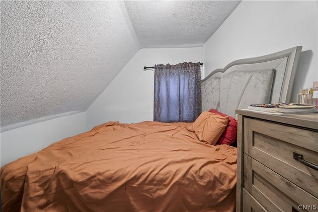 209 Hazelhurst Avenue, Syracuse, NY 13206