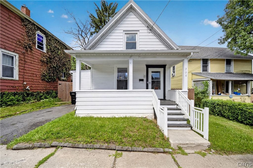 209 Hazelhurst Avenue, Syracuse, NY 13206