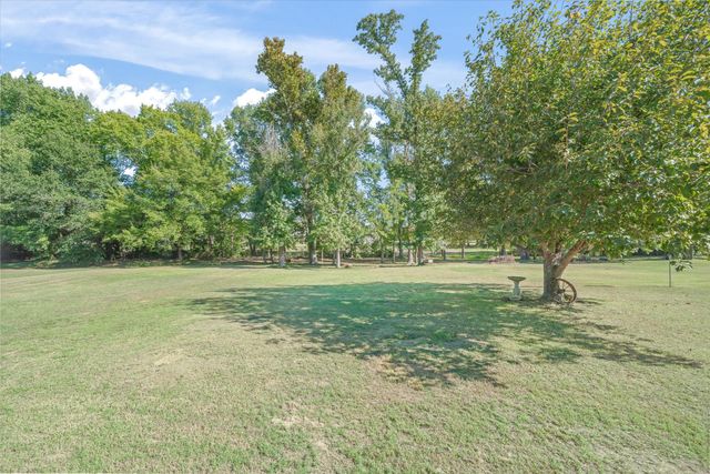 201 Vz County Road 4136, Canton, TX 75103